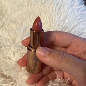 Avon lipstick